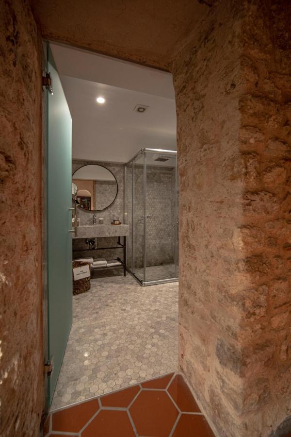 Han 1772 Hotel Istanbul Exterior photo Bathroom