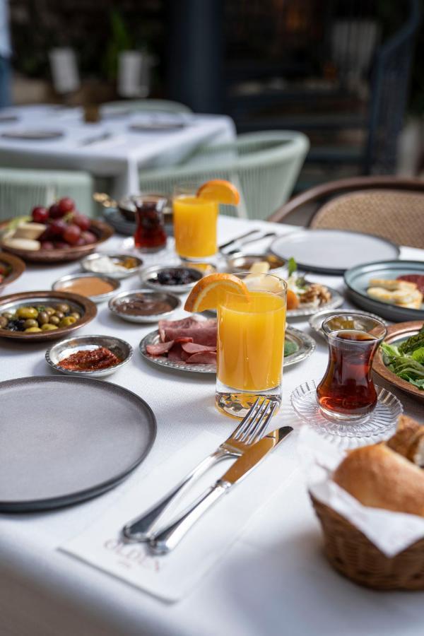 Han 1772 Hotel Istanbul Exterior photo Turkish breakfast