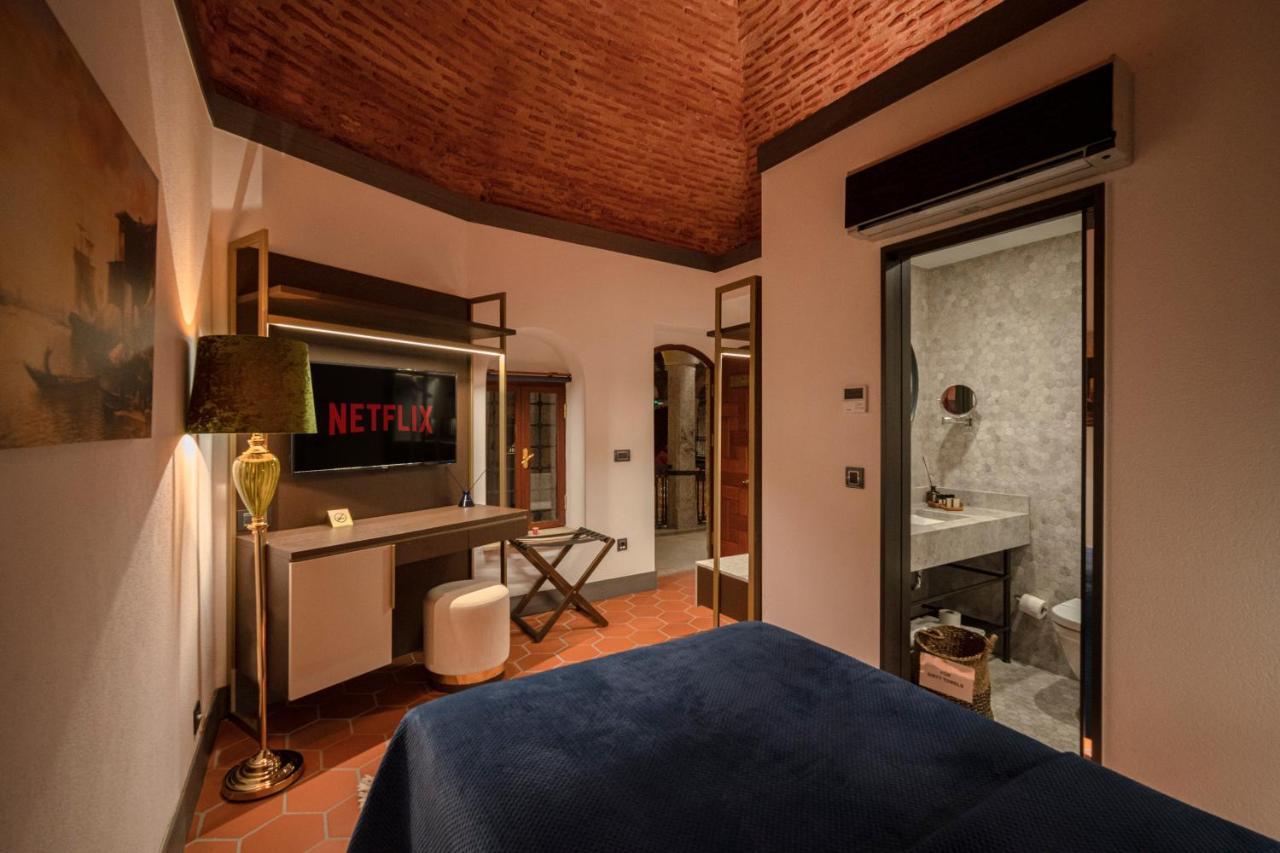 Han 1772 Hotel Istanbul Exterior photo Deluxe Room